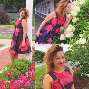 Black red dress Black with rose design SZ M & L